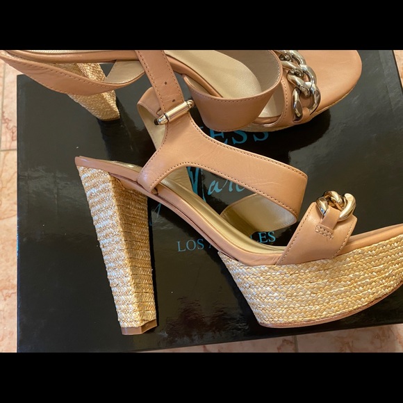 brand new heels from Guess by Marciano - Picture 4 of 7